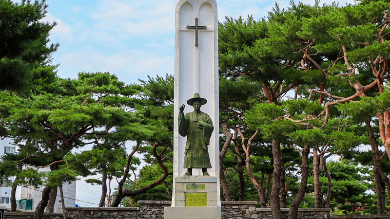 김대건신부 동상 사진